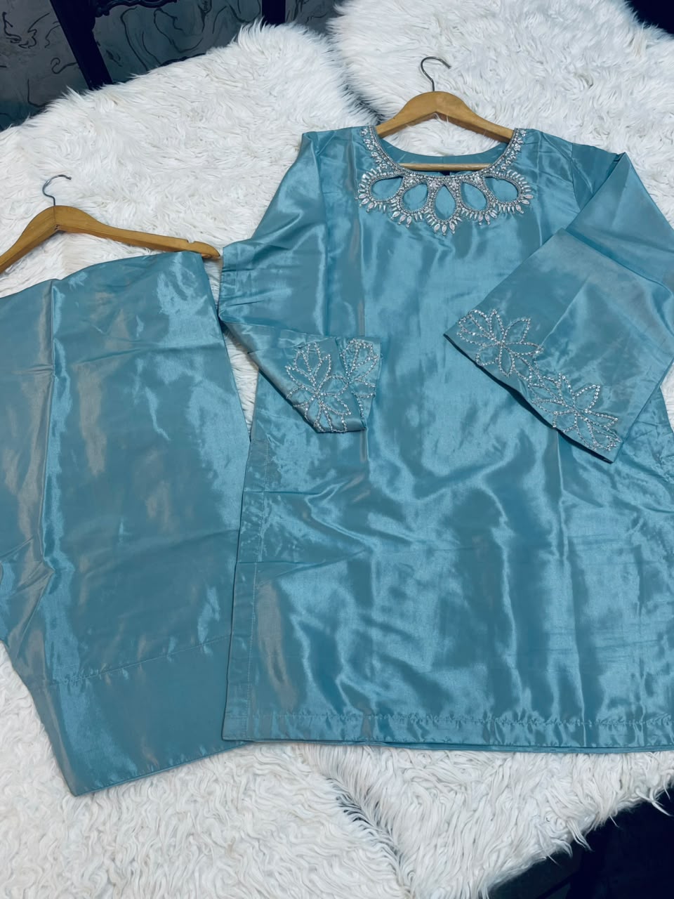 Sky Cutwork Luxury