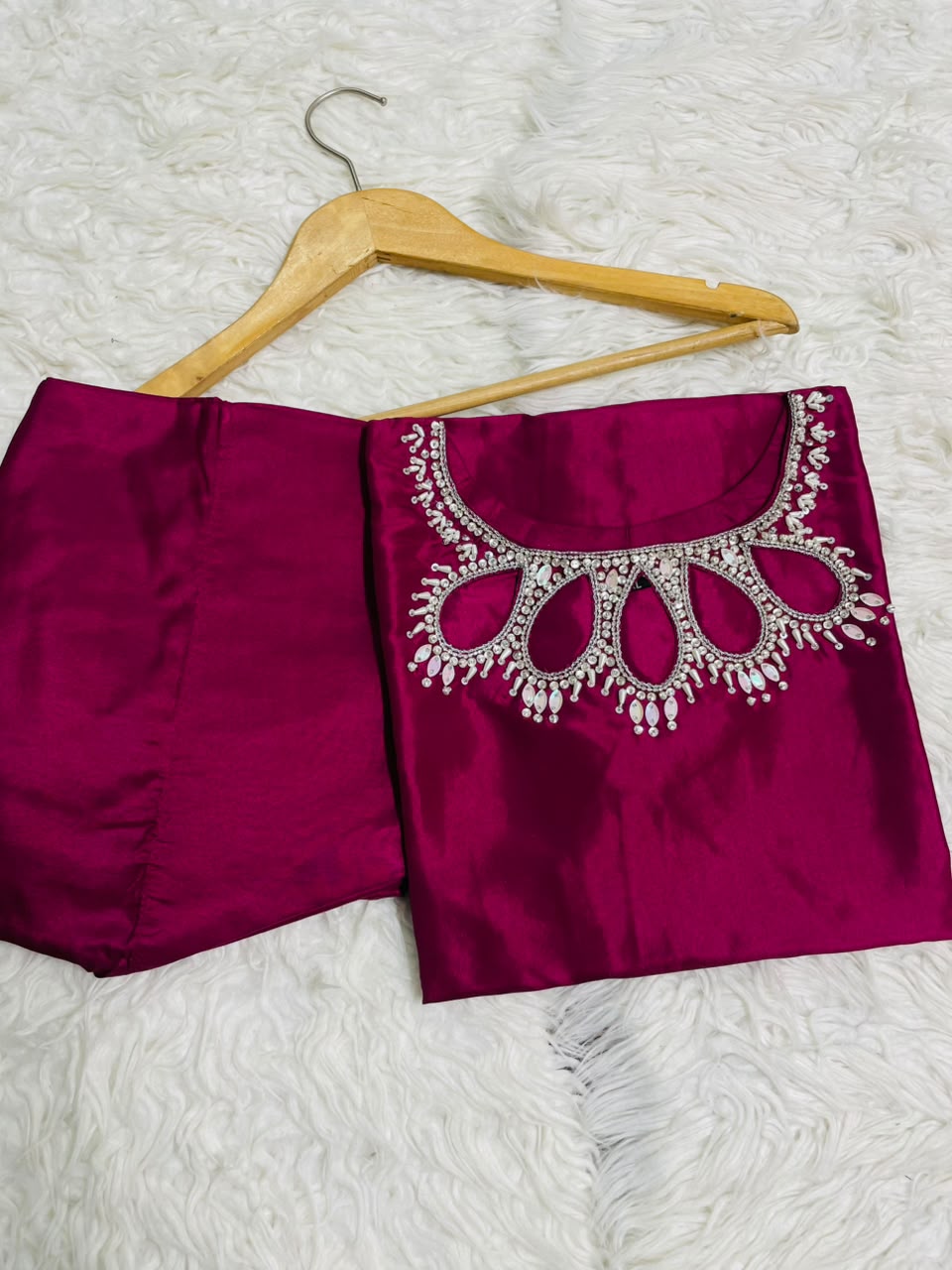 Wine Cutwork Luxury